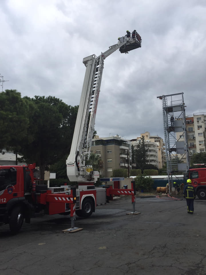 πυροσβεστική υπηρεσία κύπρου υδραυλική πλατφόρμα