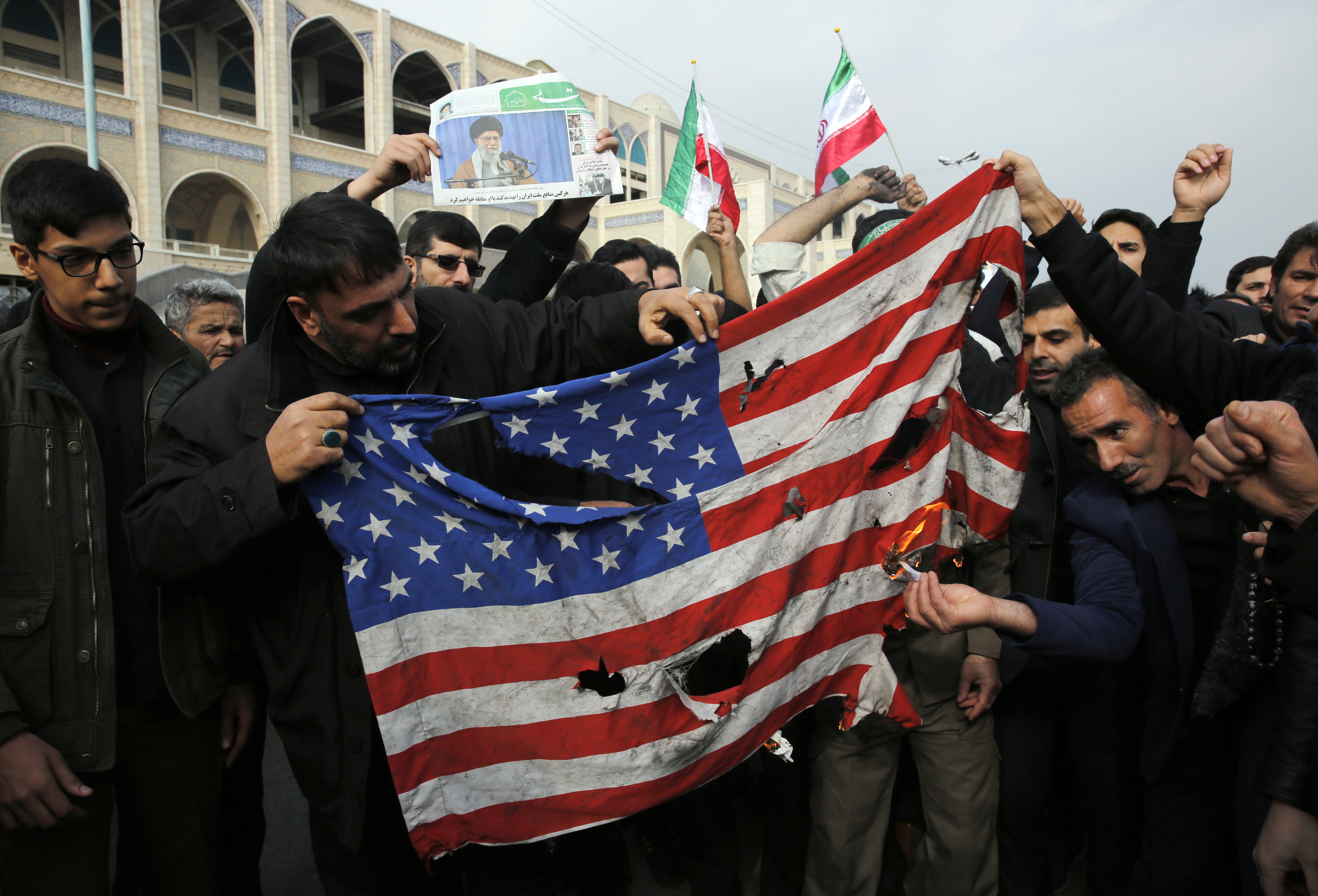Почему америка. Иран США. Иран демонстрация. Иран против Америки. Терроризм на Ближнем востоке.