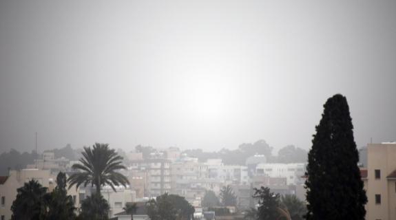 «Πνιγόμαστε» στη σκόνη: Σε ποια επαρχία καταγράφηκαν οι ψηλότερες συγκεντρώσεις