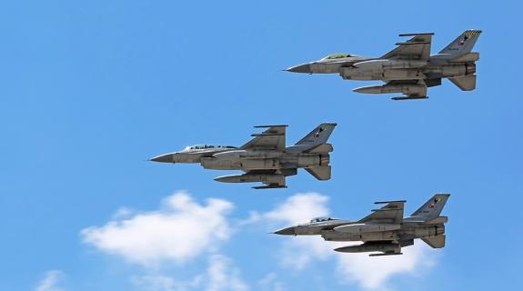 Μπλόκο στην πώληση F-16 στην Τουρκία επιδιώκουν βουλευτές των ΗΠΑ με τροπολογία