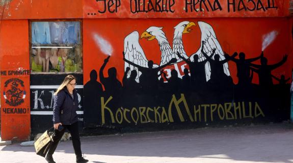 Ξένες χώρες καλούν την Πρίστινα να αποκλιμακώσει την κατάσταση στο βόρειο Κόσοβο