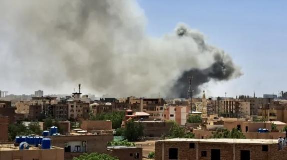 Κρούει τον κώδωνα ο ΟΗΕ: Από τις χειρότερες ανθρωπιστικές καταστροφές στο Σουδάν