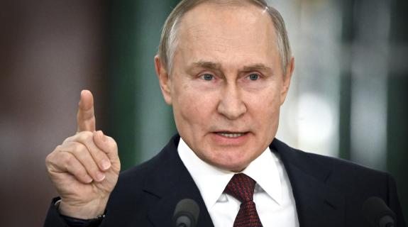 Κρεμλίνο: Τα σχόλια Πούτιν για πυρηνικά όπλα δεν συνιστούν απειλή