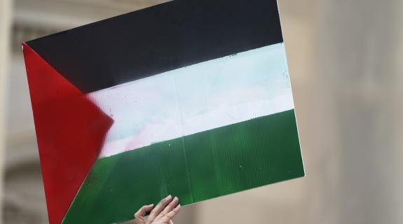 Ο οικονομολόγος Μοχάμεντ Μουστάφα, νέος πρωθυπουργός της Παλαιστινιακής Αρχής