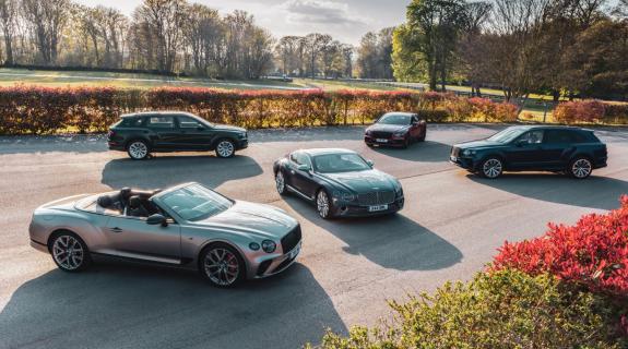 Ρεκόρ εξατομίκευσης από τους πελάτες της Bentley μέσα στο 2023