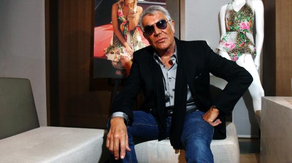 Πέθανε ο διάσημος σχεδιαστής μόδας Ρομπέρτο Καβάλι