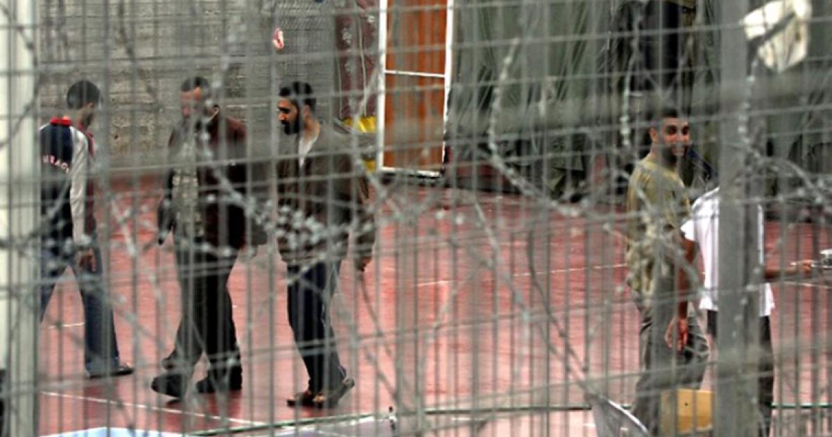 Guardie penitenziarie italiane accusate di aver torturato e picchiato un cittadino tunisino