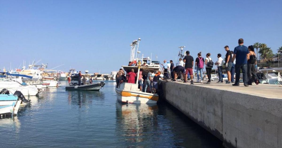 Νέο σκάφος με 55 άτυπους μετανάστες έξω από το Cape Greco