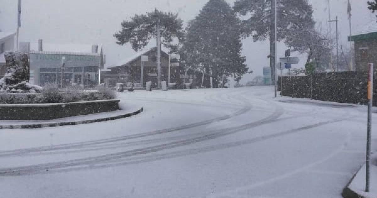 Η αστυνομία βρίσκεται με τα πόδια στο Τρόοδος για να αποτρέψει τις συγκεντρώσεις λόγω χιονιού