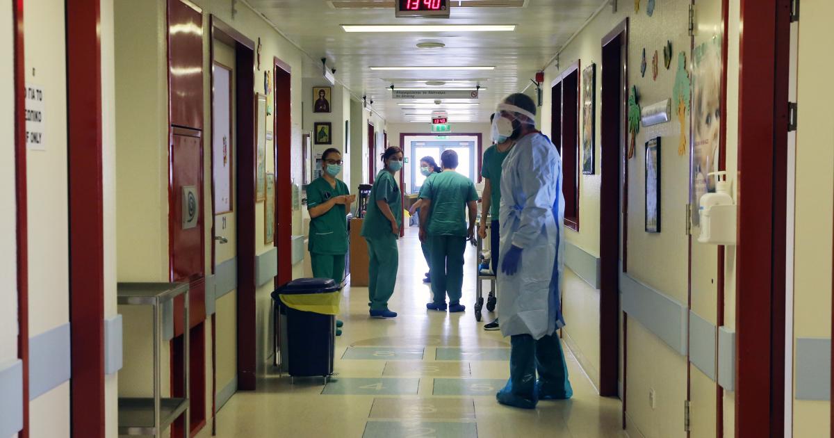 Δυο ώρες τερματισμού μισθωτών υπαλλήλων σε κρατικά νοσοκομεία