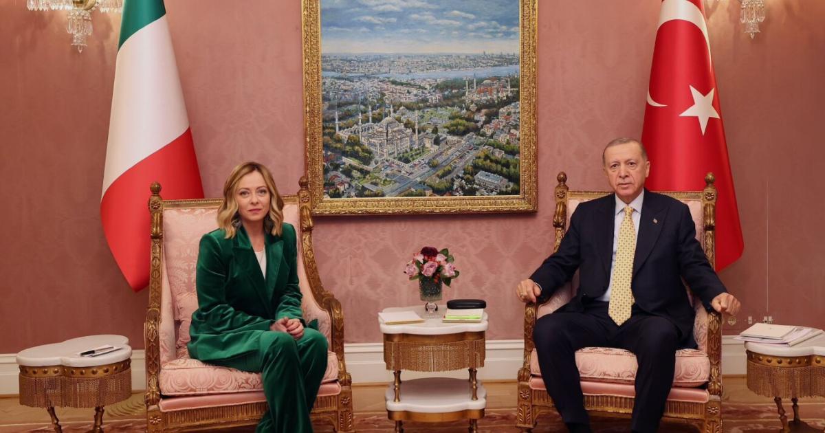 Meloni – Erdogan è d’accordo nel rafforzare la cooperazione nel campo dell’immigrazione
