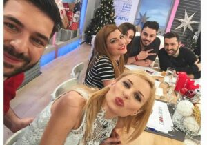 Με Αγάπη Χριστιάνα: Έβγαλαν τα μαχαίρια και μετά το γλέντησαν