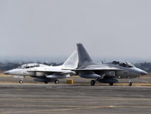 Διεύρυνση των αεροπορικών επιθέσεων του Πενταγώνου στη Σομαλία από τον Τραμπ