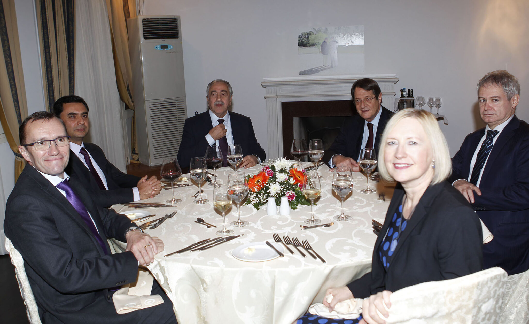 Αξιώνουν ΜΟΕ για την επανέναρξη του διαλόγου