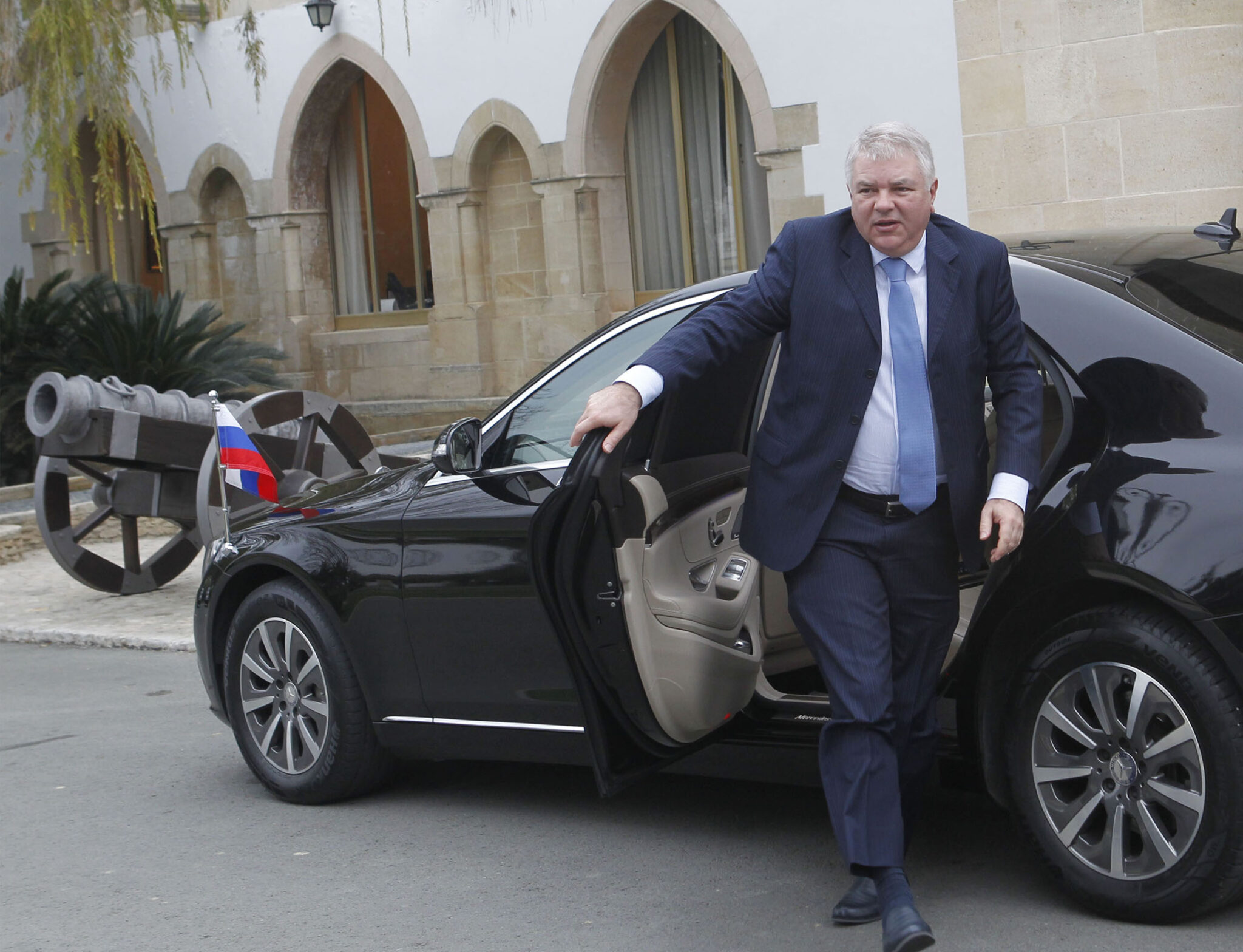 Alexey Meshkov: Η Ρωσία θα είναι κοντά στην Κύπρο