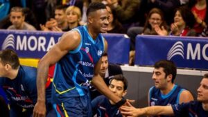 ''Βλέπει'' Θανάση η ΑΕΚ