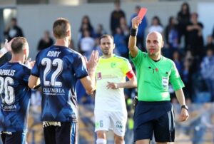 Πληρώνει… κενά κι ασάφειες