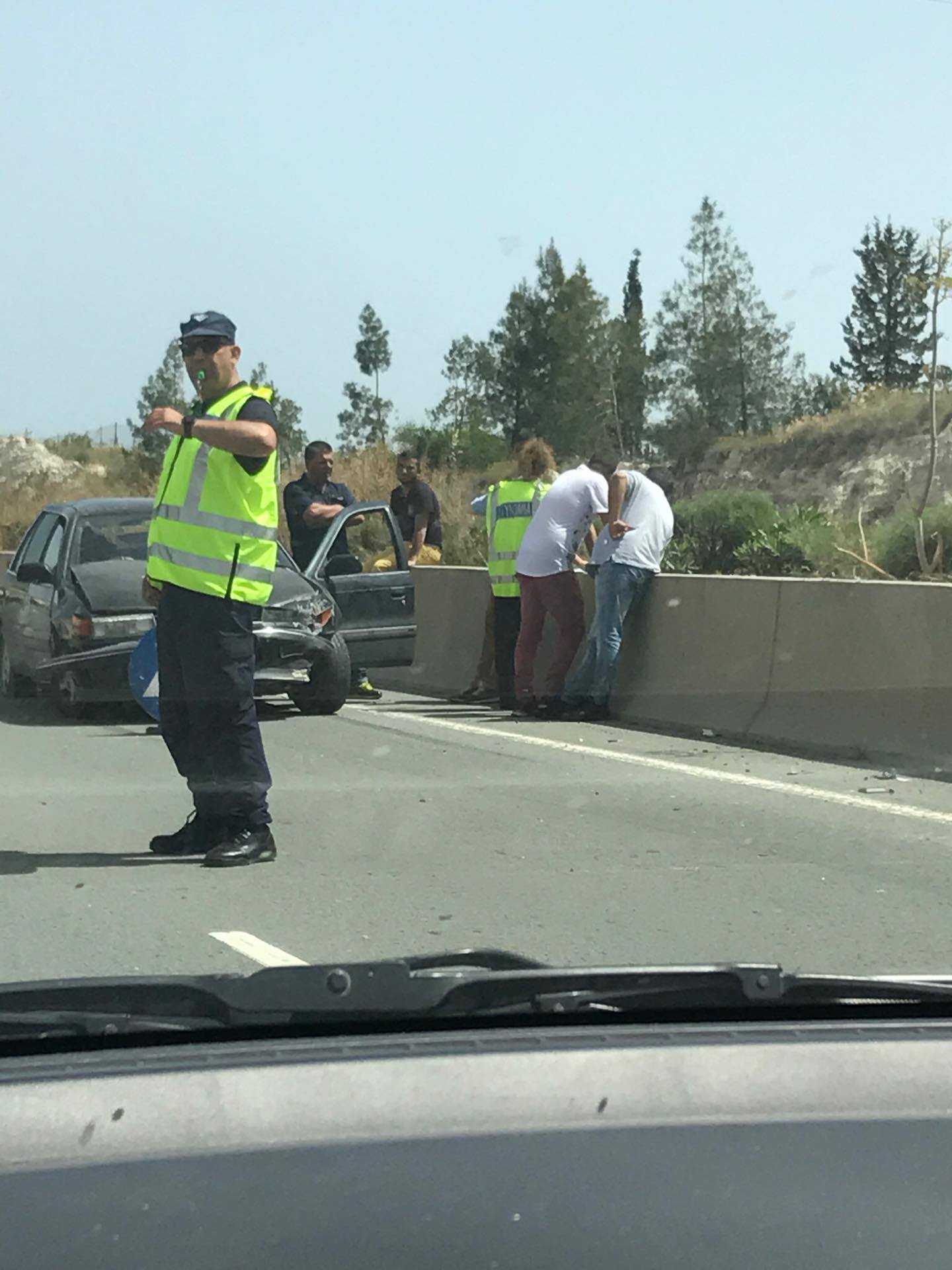Τροχαίο ατύχημα στον αυτοκινητόδρομο Λάρνακας-Λευκωσίας (ΦΩΤΟ)