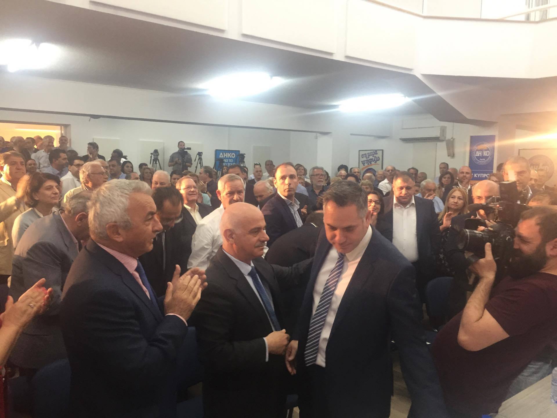 O Νικόλας Παπαδόπουλος, υποψήφιος Πρόεδρος της Δημοκρατίας (BIΝΤΕΟ-ΦΩΤΟ)