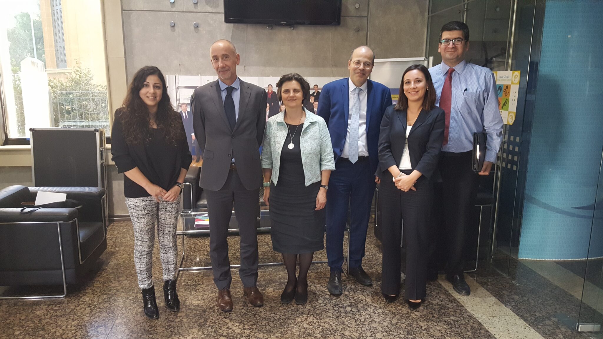 ΟΕΒ: Προτεραιότητα τα μη εξυπηρετούμενα δάνεια