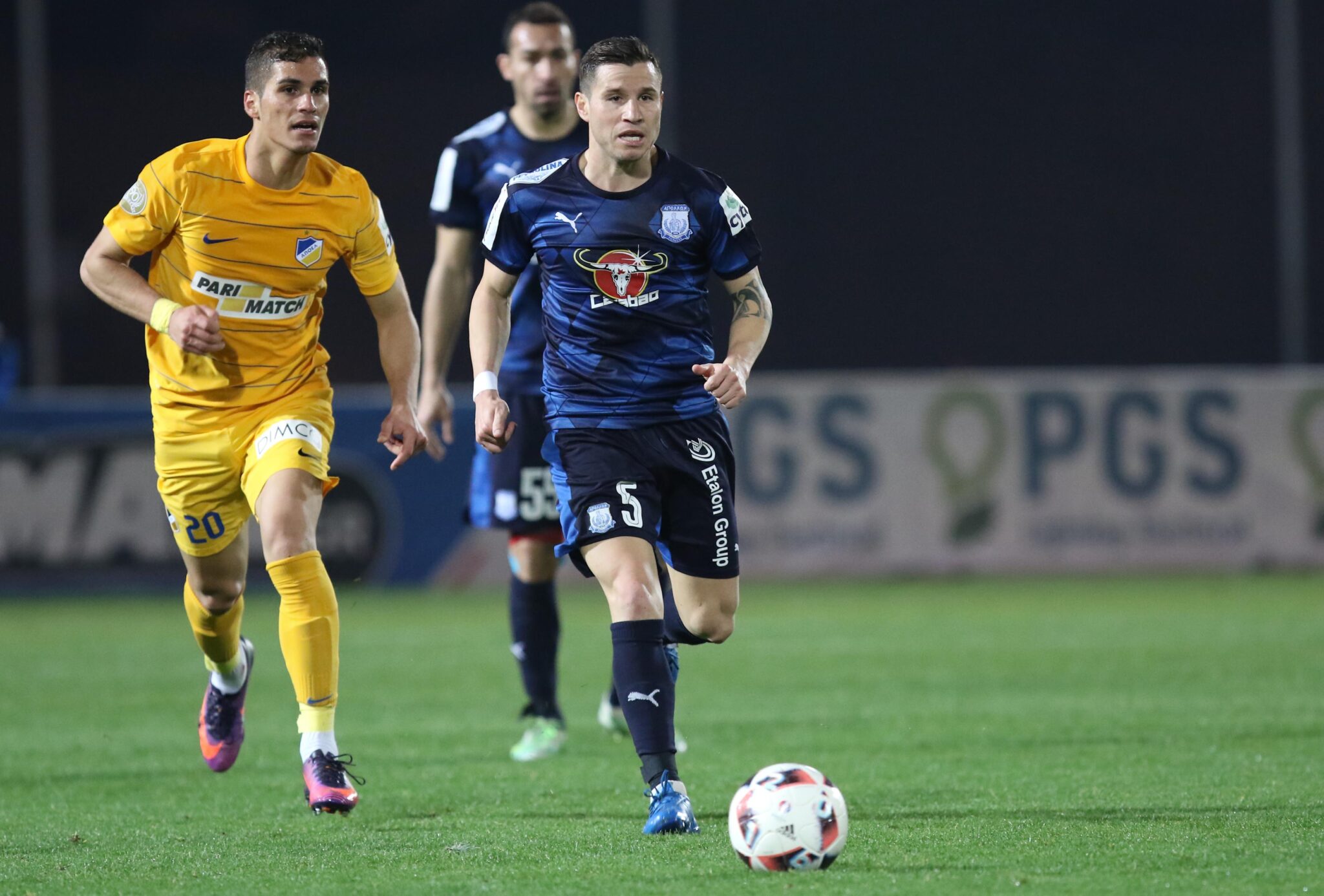 Οι προβολείς στο Τσίρειο