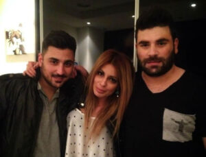 Μίνα Αρναούτη VS Αδερφού Παντελίδη