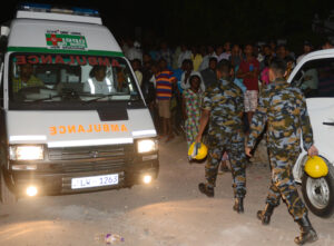 Σρι Λάνκα: 6 νεκροί και αρκετοί τραυματίες από την κατάρρευση βουνού σκουπιδιών