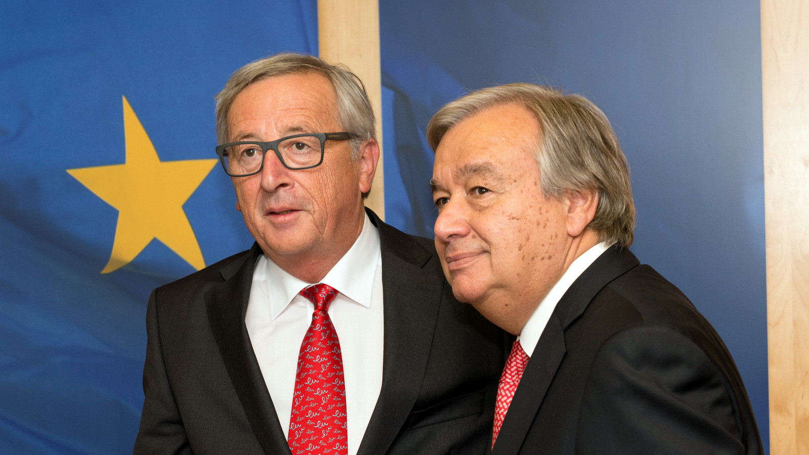 Το Κυπριακό, μεταξύ άλλων, στη συνάντηση Γιούνκερ – Γκουτιέρες