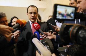 Χριστοδουλίδης: Δεν κατέστη εφικτή η επανέναρξη λόγω θέσεων της τ/κ πλευράς