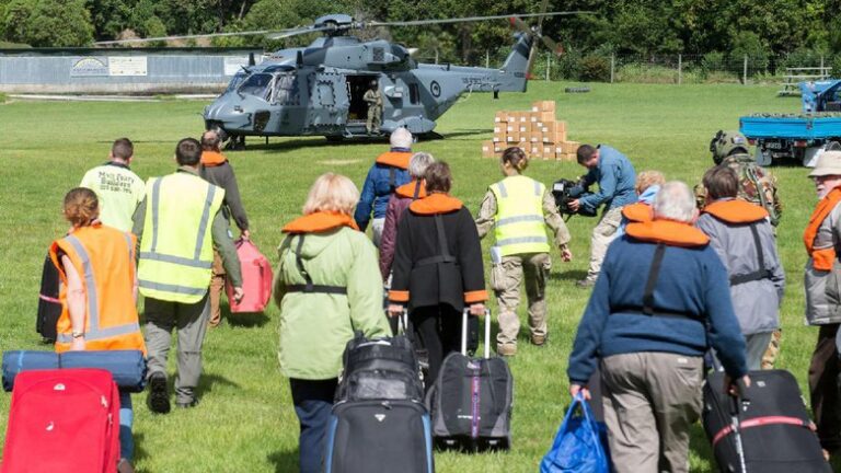 Σε συναγερμό η Νέα Ζηλανδία ενόψει του κυκλώνα Κουκ