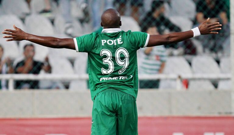 Ο Πιέρος φεύγει, ο Ποτέ έρχεται