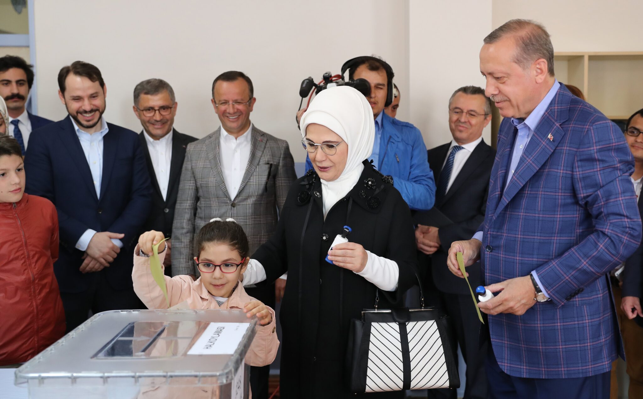 Τα κόμματα σχολιάζουν το αποτέλεσμα του τουρκικού δημοψηφίσματος