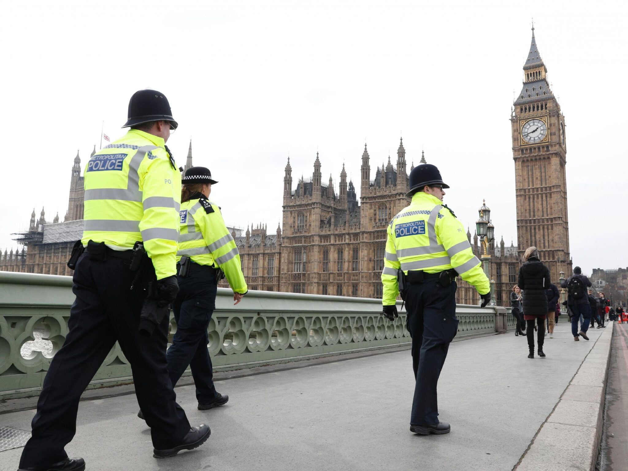 Βρετανία: Σύλληψη τριών ύποπτων γυναικών