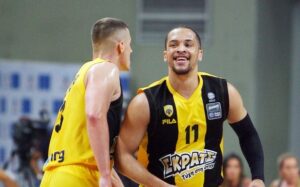 Mια ΑΕΚ από τα παλιά νίκησε μετά από 9 χρόνια τον Παναθηναικό