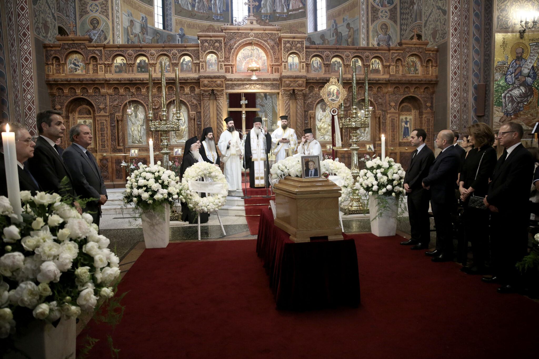 Πλήθος κόσμου είπαν το ύστατο χαίρε στον Αριστείδη Αλαφούζο