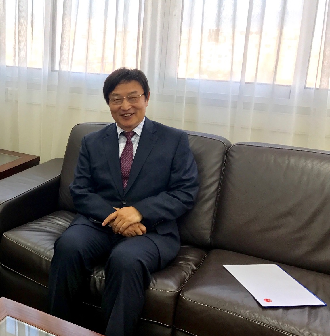 Πρέσβης της Κίνας: Αναπόφευκτες οι δυσκολίες στις συνομιλίες