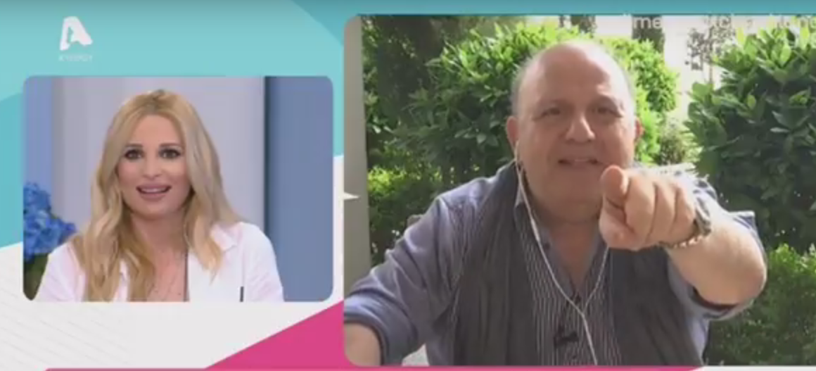 Ο Νίκος Μουρατίδης σχολιάζει  τα τηλεοπτικά δρώμενα στην Χριστιάνα Αριστοτέλους