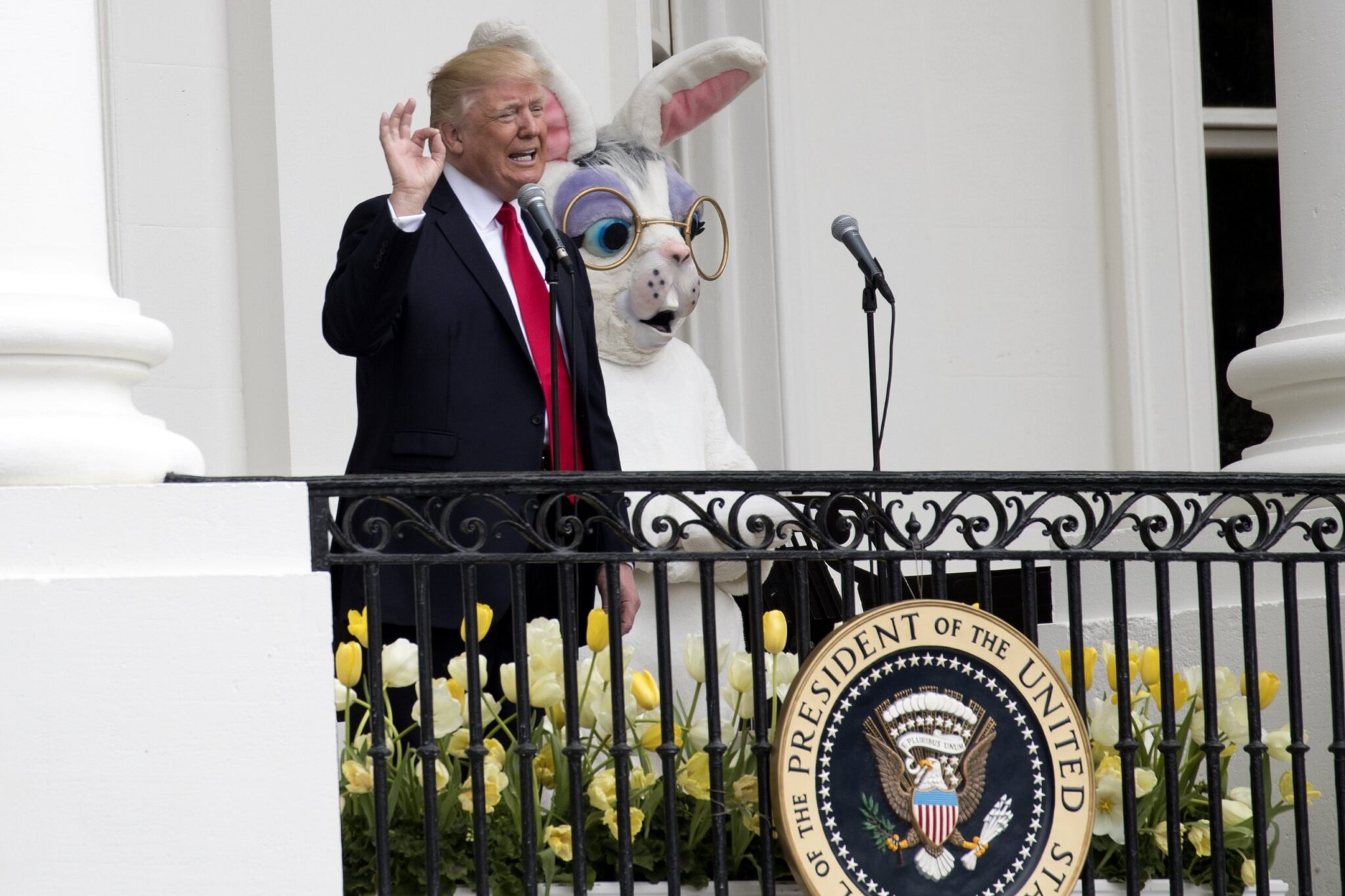 "Πέφτουν" τα ποσοστά δημοτικότητας του Ντόναλτ Τράμπ