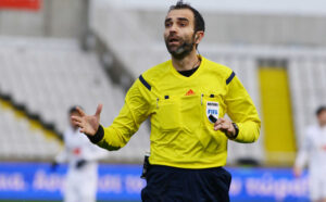 Ο Β. Δημητρίου ''σφυρίζει'' το Ομόνοια-ΑΠΟΕΛ