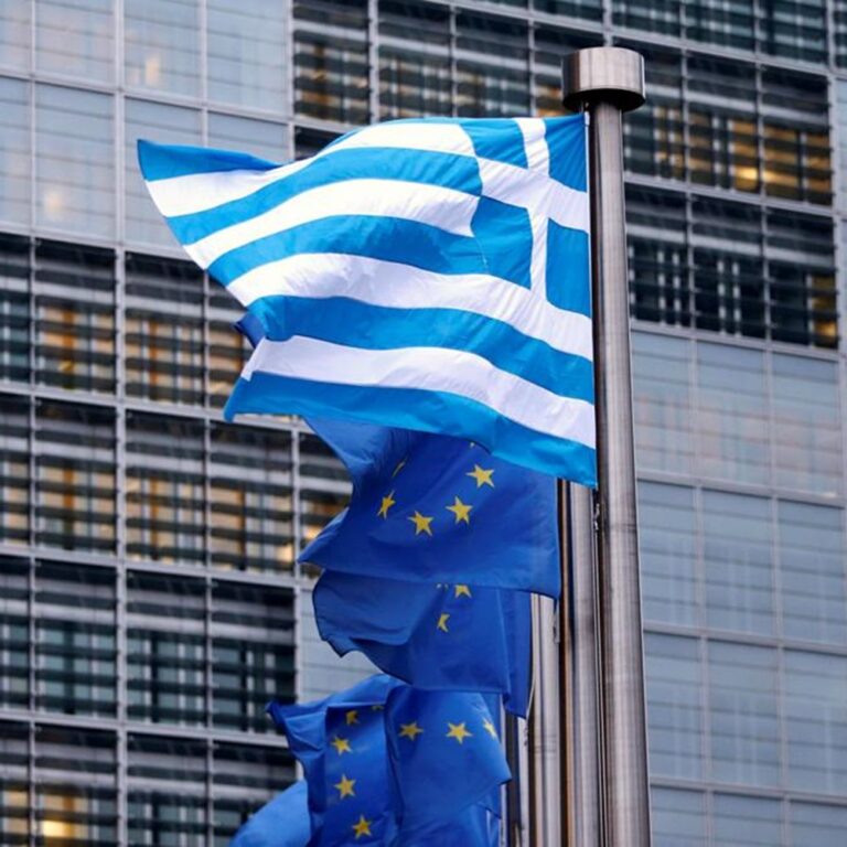 Die Welt: «Η γερμανική κυβέρνηση αναζητά συμβιβασμό με το ΔΝΤ για την Ελλάδα»