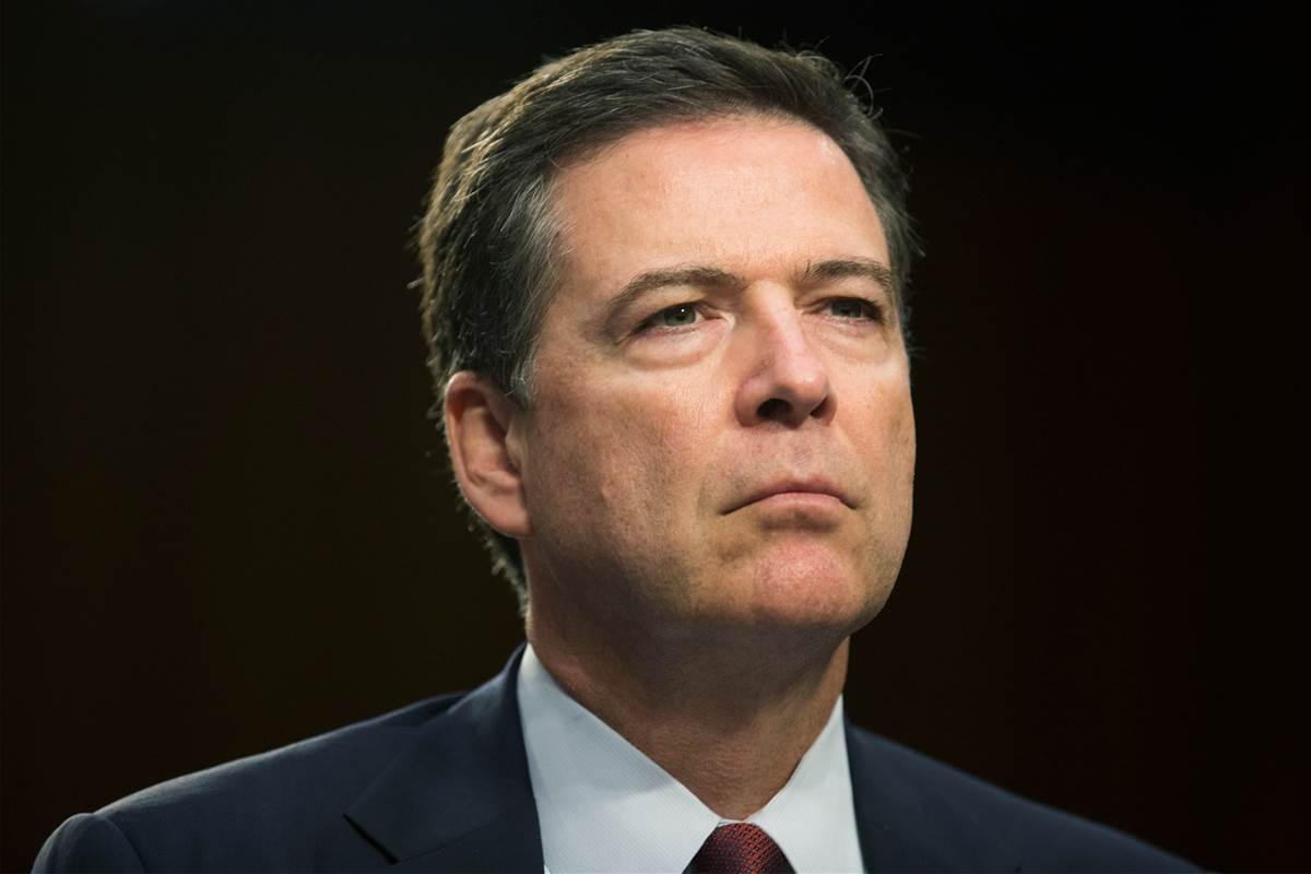Ο "φιγουρατζής" τέως Διευθυντής του FBI James Comey