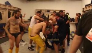 Η παρακάμερα του ''γαλαζοκίτρινου'' γλεντιού για τον τίτλο