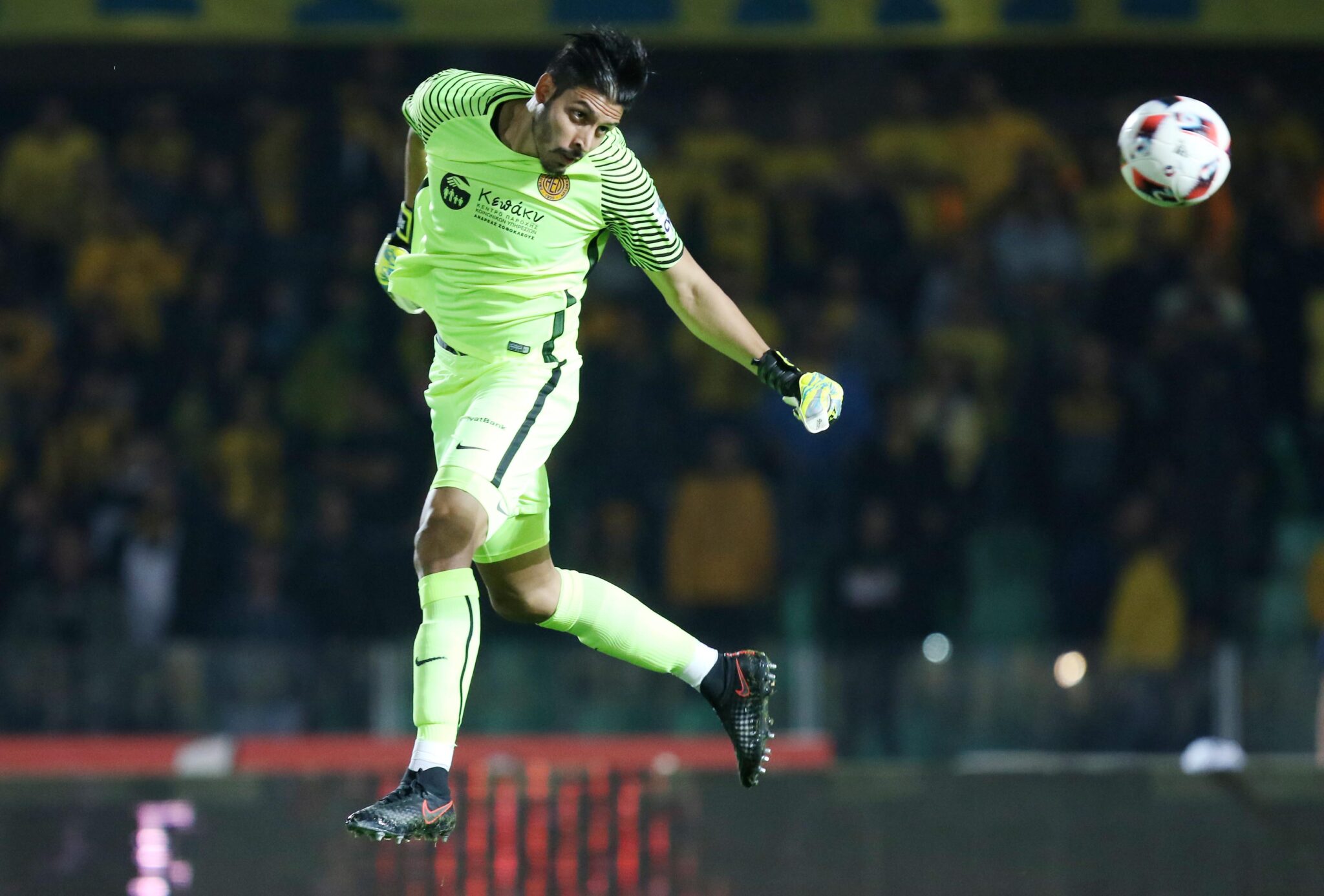 Στην ΑΕΛ έχουν έτοιμο τον τερματοφύλακα