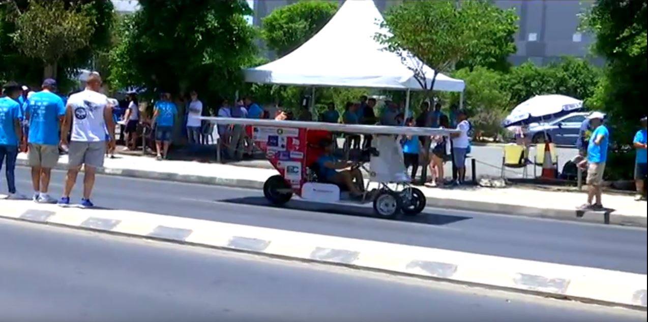 Αγώνας ηλιακών οχημάτων με οδηγούς…μαθητές (ΒΙΝΤΕΟ)