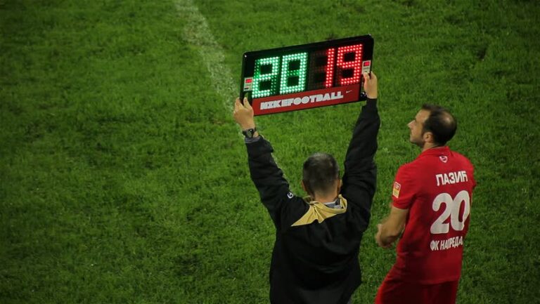 Τέταρτη αλλαγή σε περίπτωση παράτασης ενέκρινε η UEFA