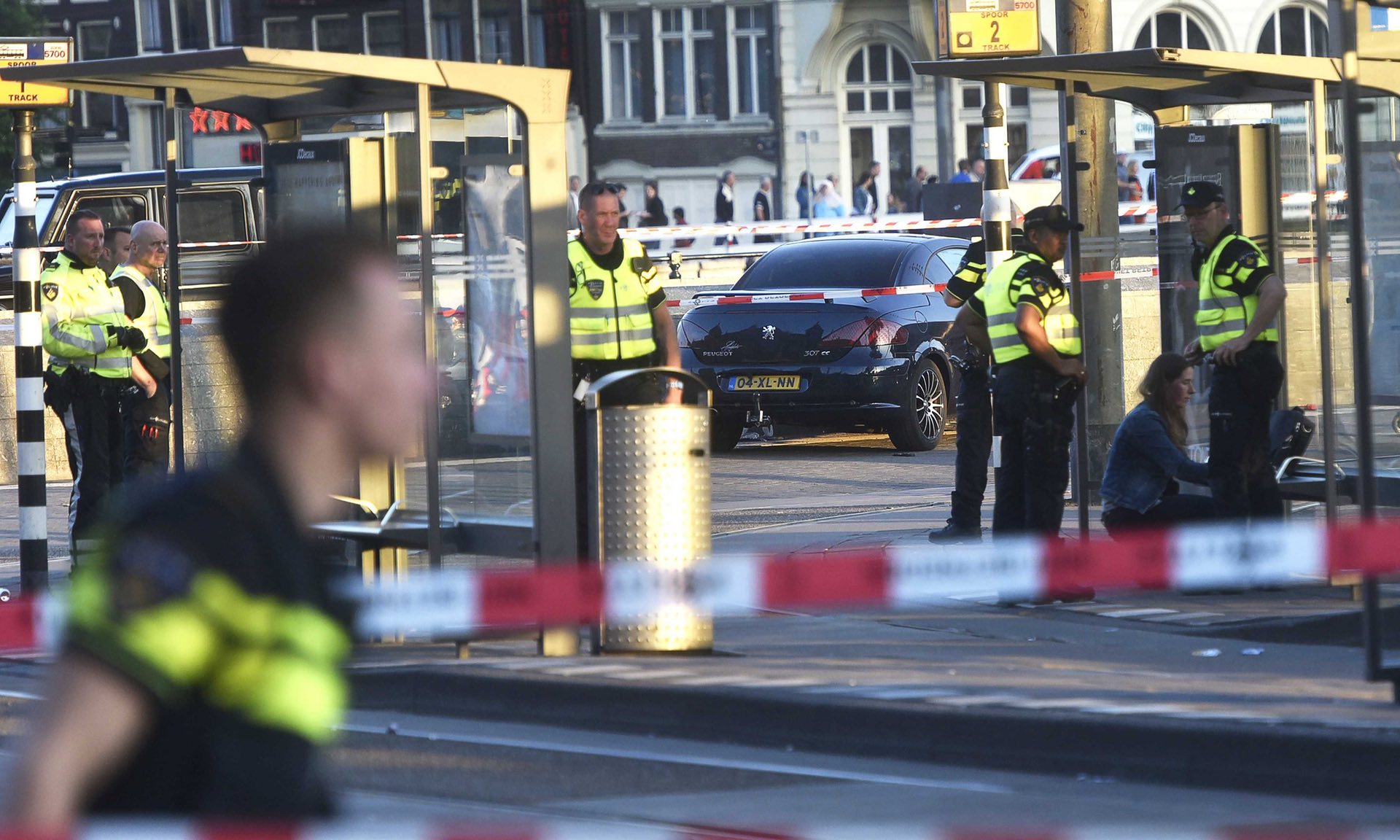 Αμστερνταμ: Αυτοκίνητο έπεσε πάνω σε πεζούς