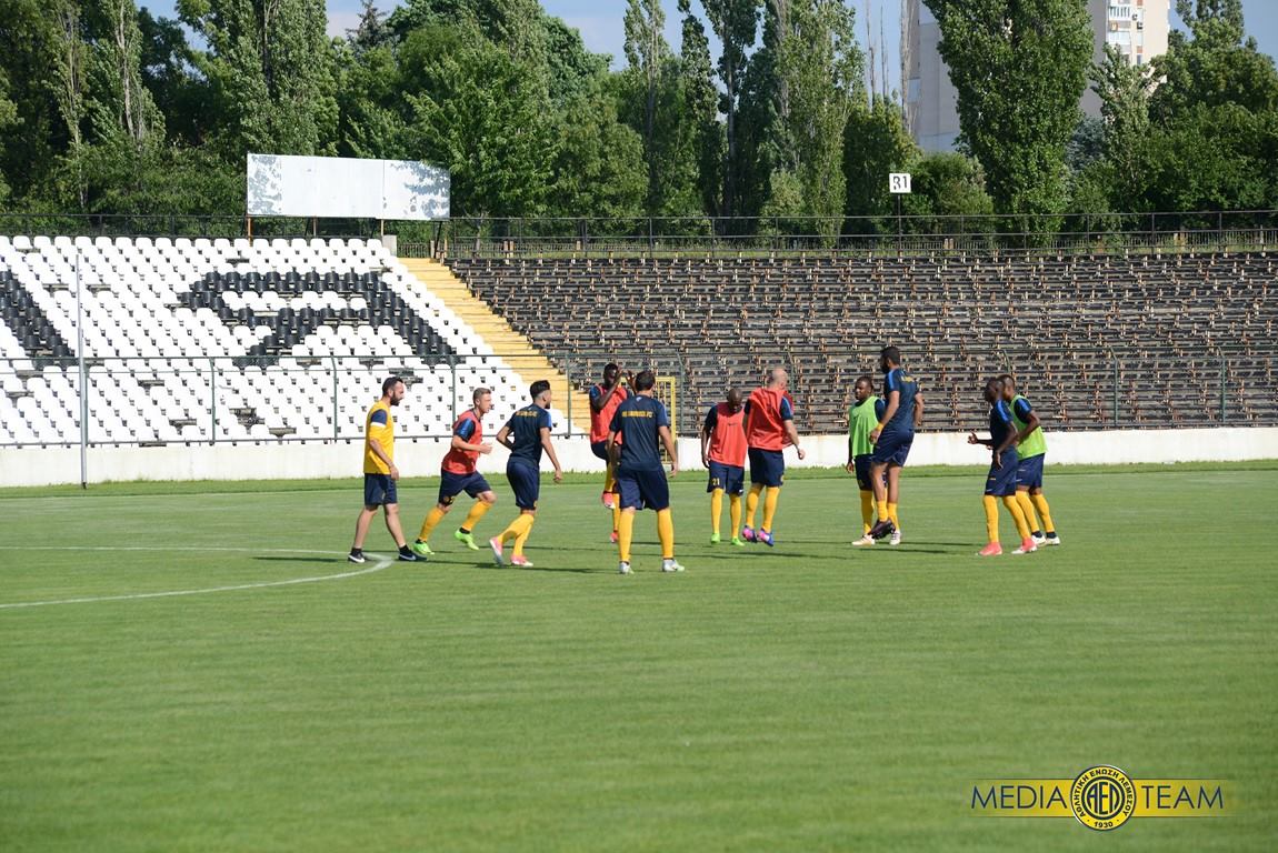 Επέστρεψαν και συνεχίζουν προετοιμασία μέχρι την Τρίτη