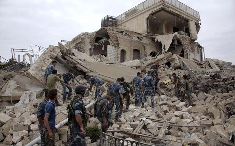 Σφοδρές μάχες για ανακατάληψη της Ράκα στη Συρία