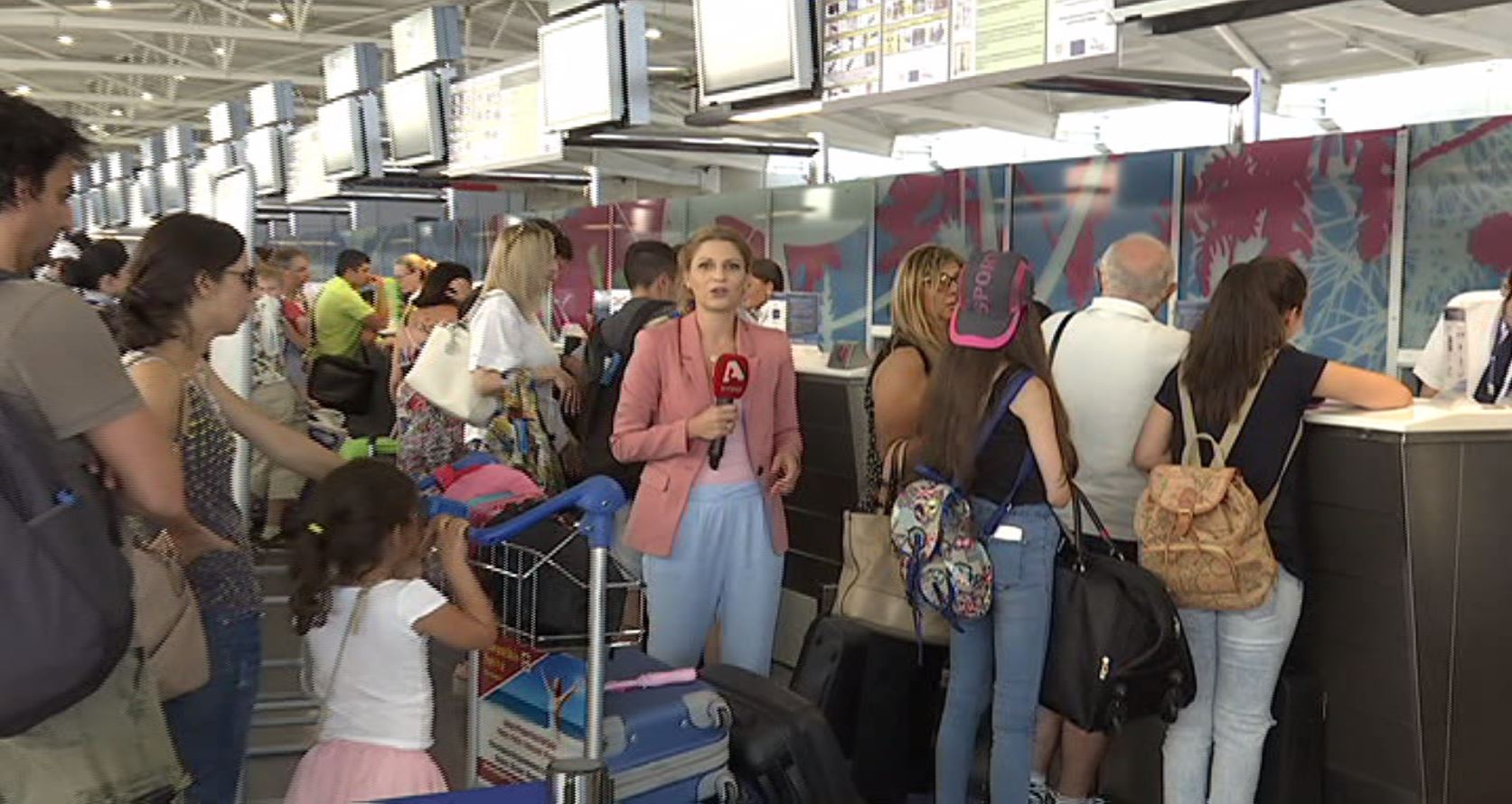 Αυξημένη η επιβατική κίνηση στον Αερολιμένα Λάρνακας (ΒΙΝΤΕΟ)