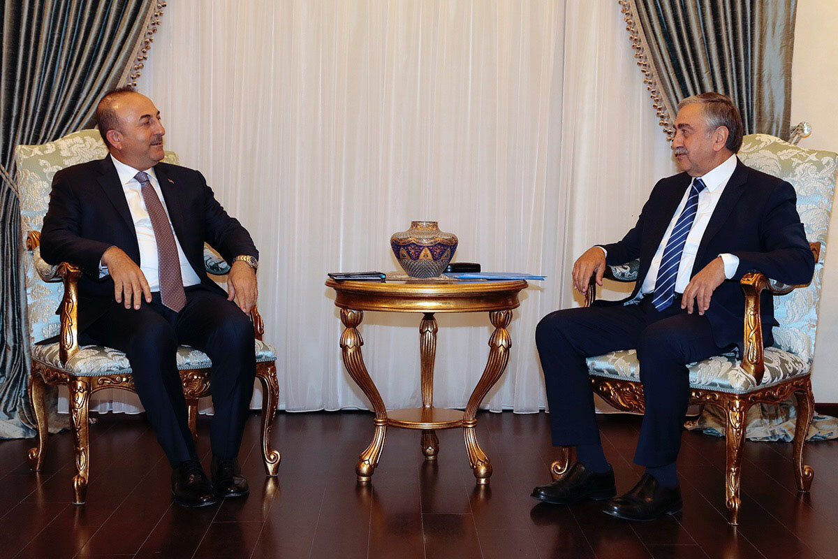 Όχι βεβιασμένα βήματα, αποφάσισαν Τσαβούσογλου και Ακιντζί